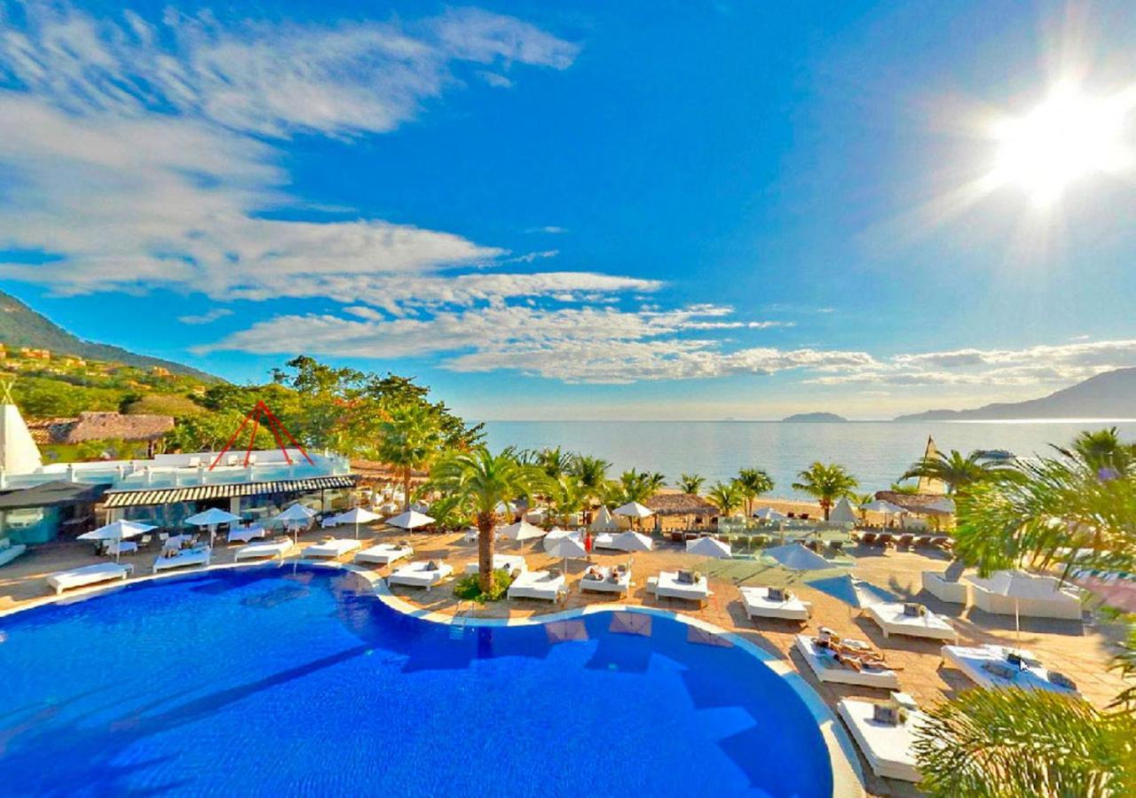 Dpny Beach Hotel & Spa Ilhabela Eksteriør billede View of the resort