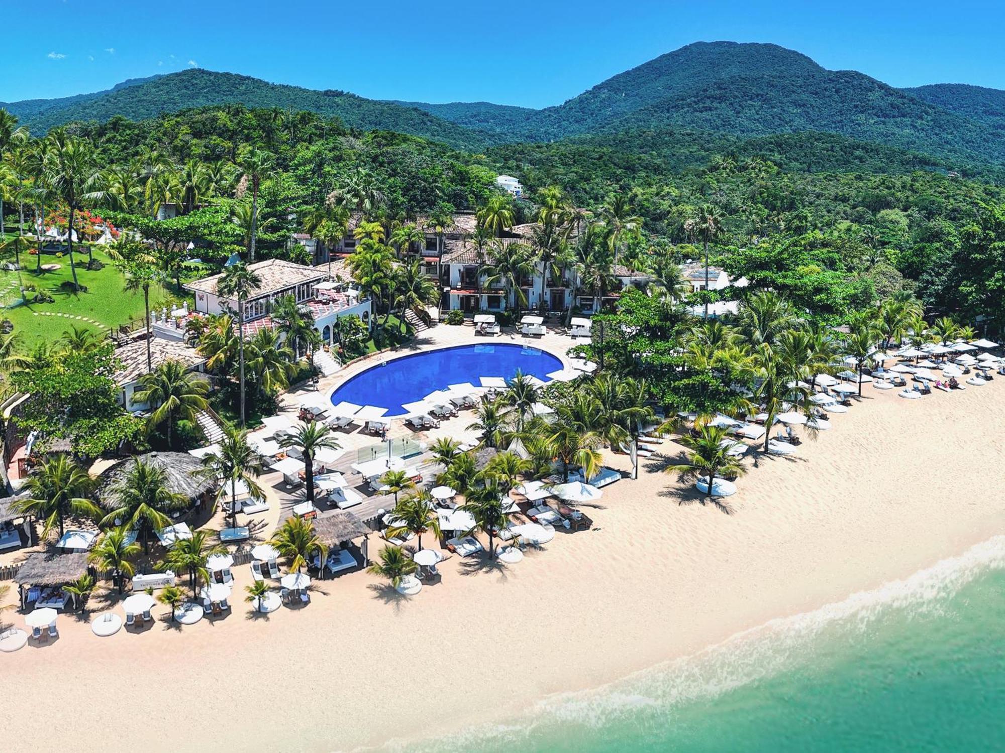 Dpny Beach Hotel & Spa Ilhabela Eksteriør billede Aerial view of the resort